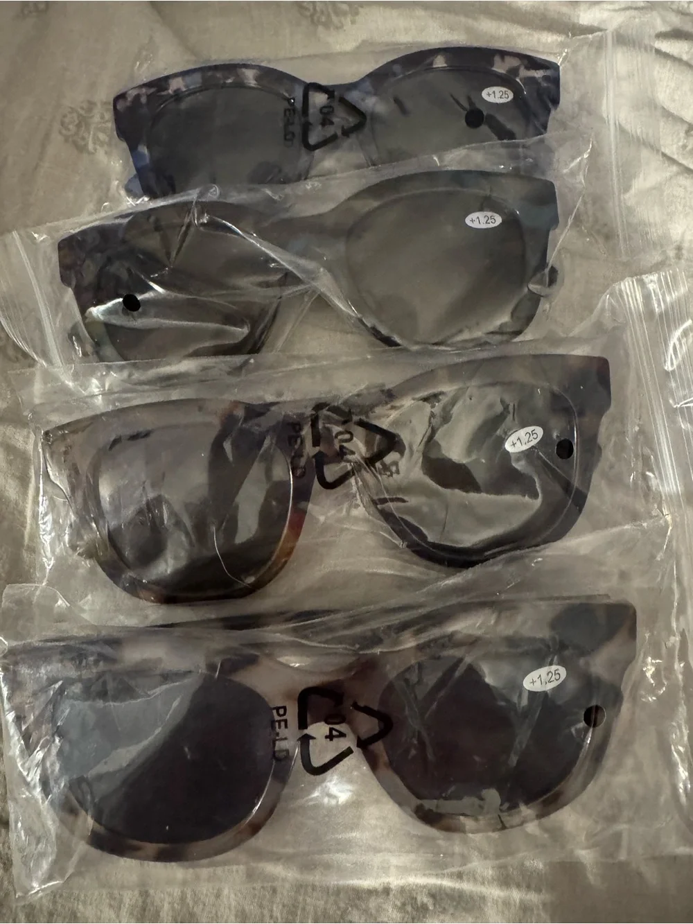 Bundle of 4 multicolor tortoise, farsightedness Reading Sunglasses (+1.25)